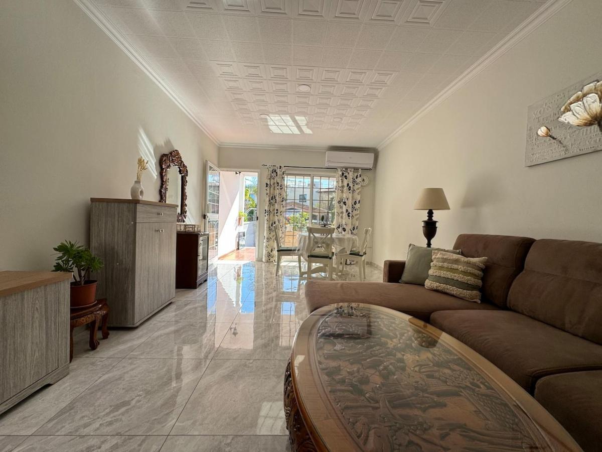 Seaside Serenity Villa Larnaca Buitenkant foto