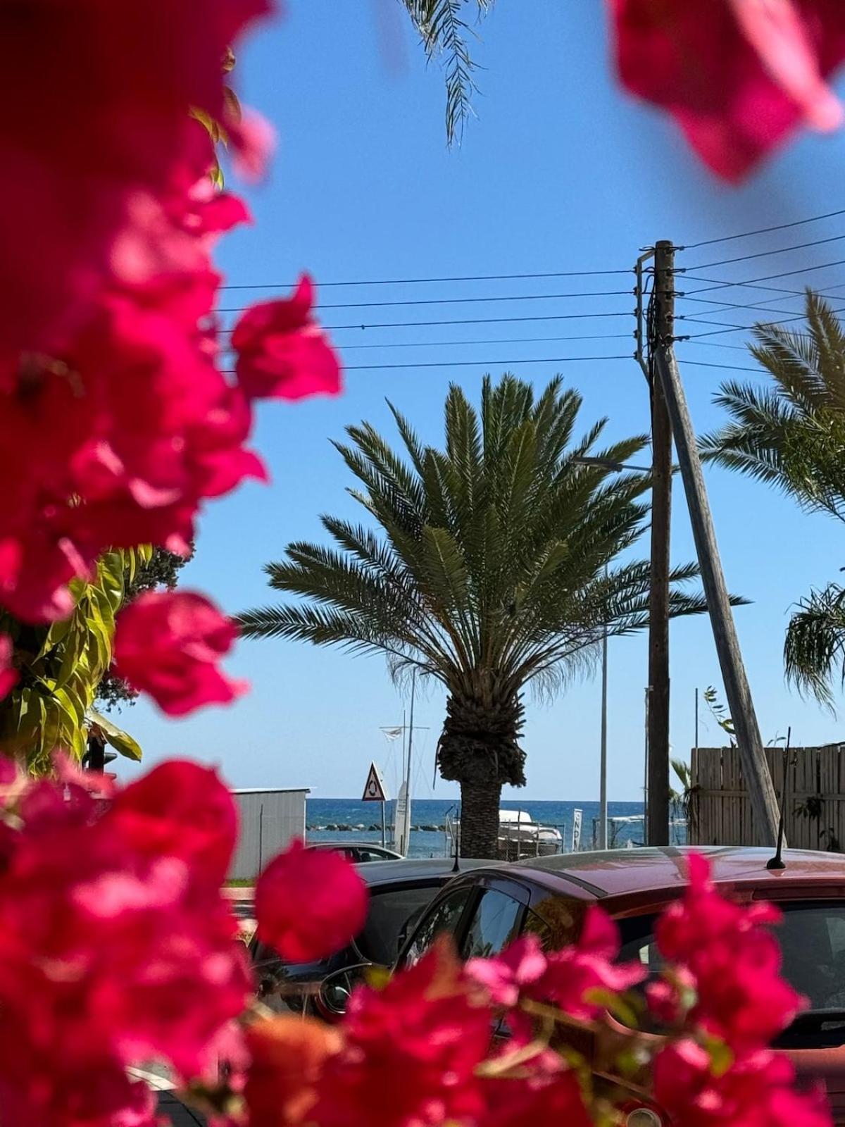 Seaside Serenity Villa Larnaca Buitenkant foto
